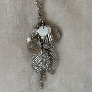 Elegant Silver Leaf Pendant Necklace